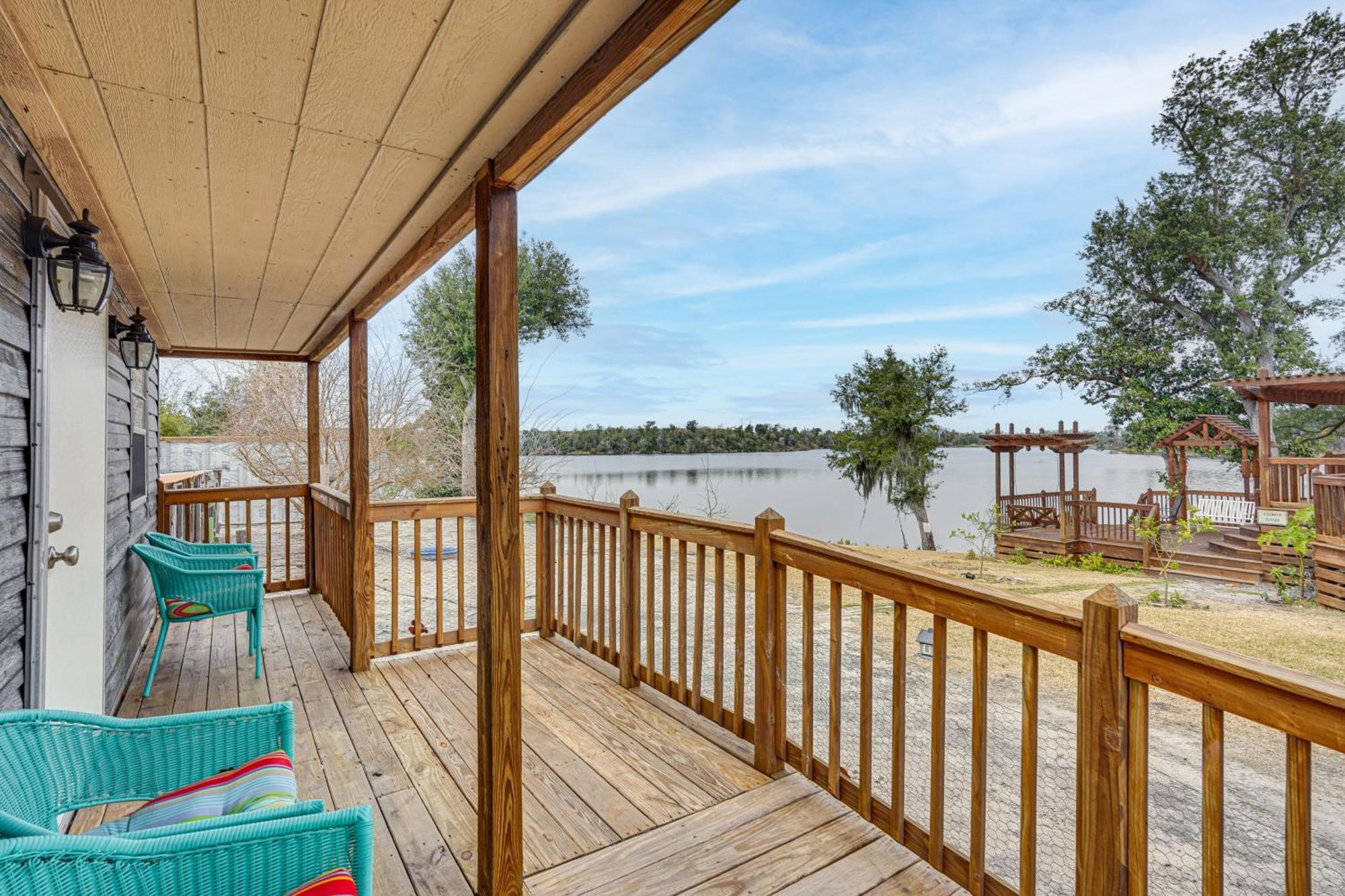 Lakefront With Hot Tub Access * Panama City
